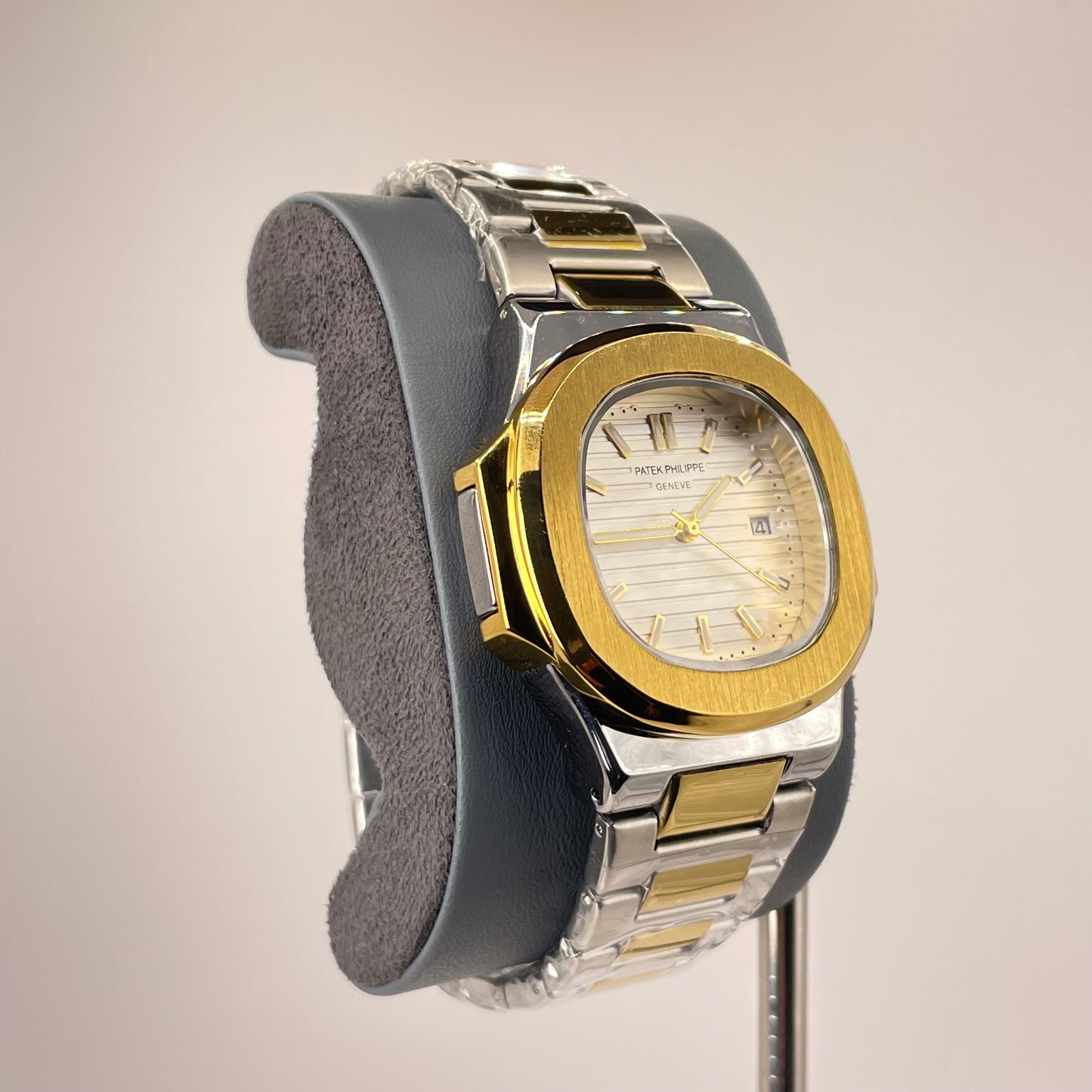 Patek P - Brushed Gold Bazel - Two Tone Nautilus Stainless Steel Chain - Crystal White Edition