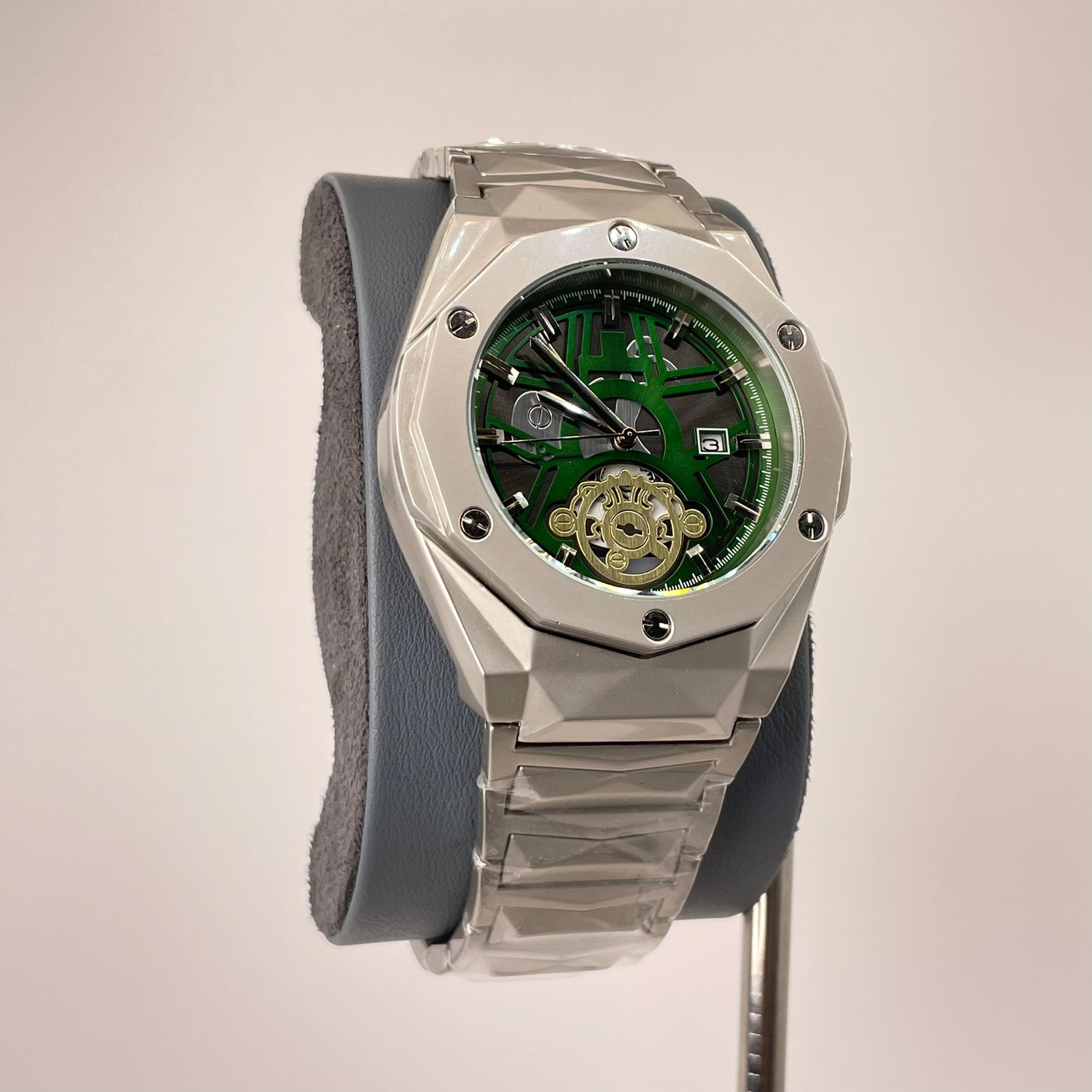 Hublot Premium Chronograph - Silver Diamond Cut Chain - Emerald Green Edition