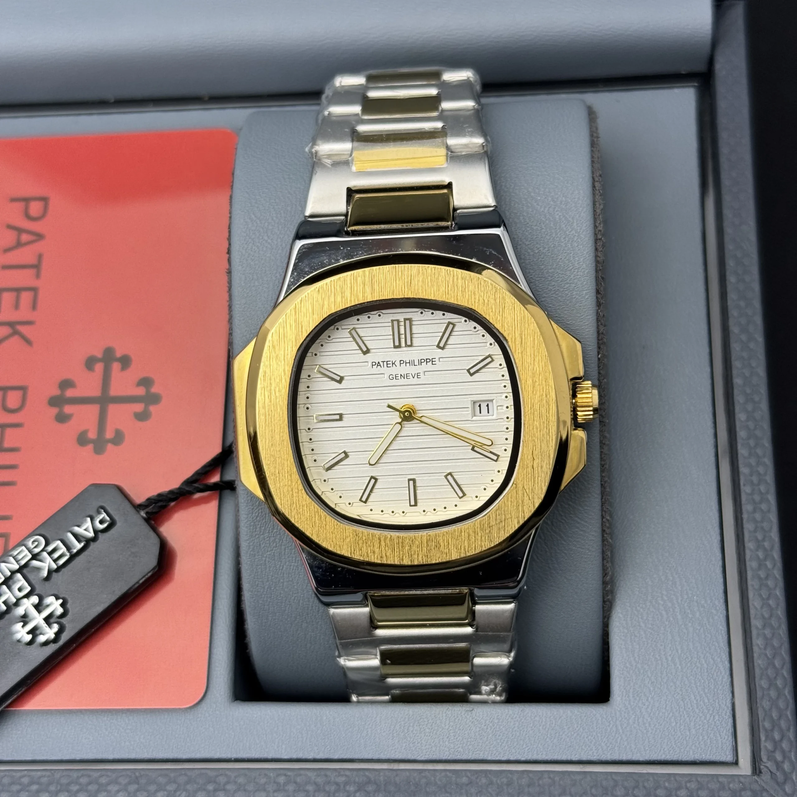 Patek P – Brushed Gold Bazel – Crystal White
