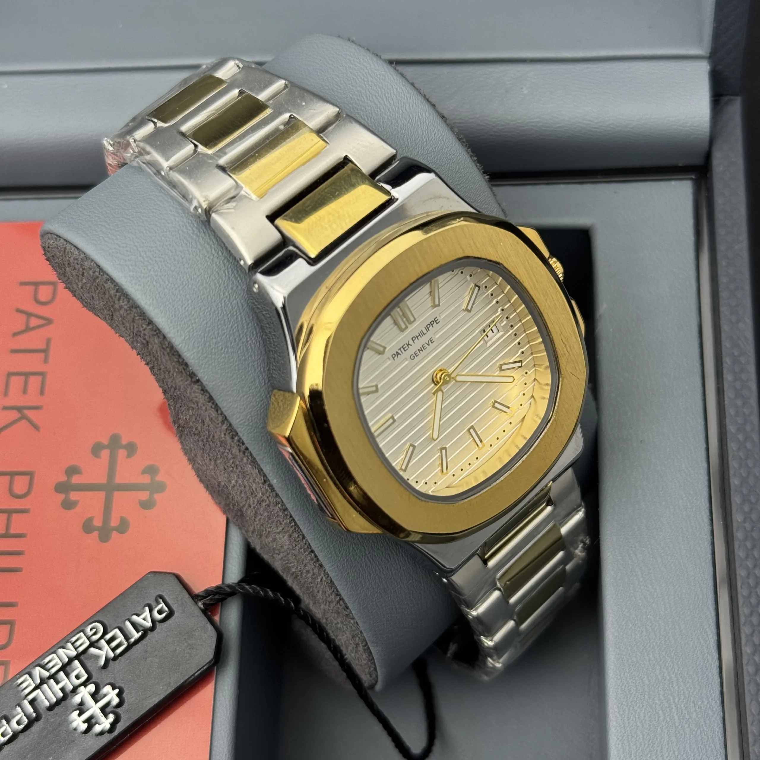 Patek P - Brushed Gold Bazel - Crystal White