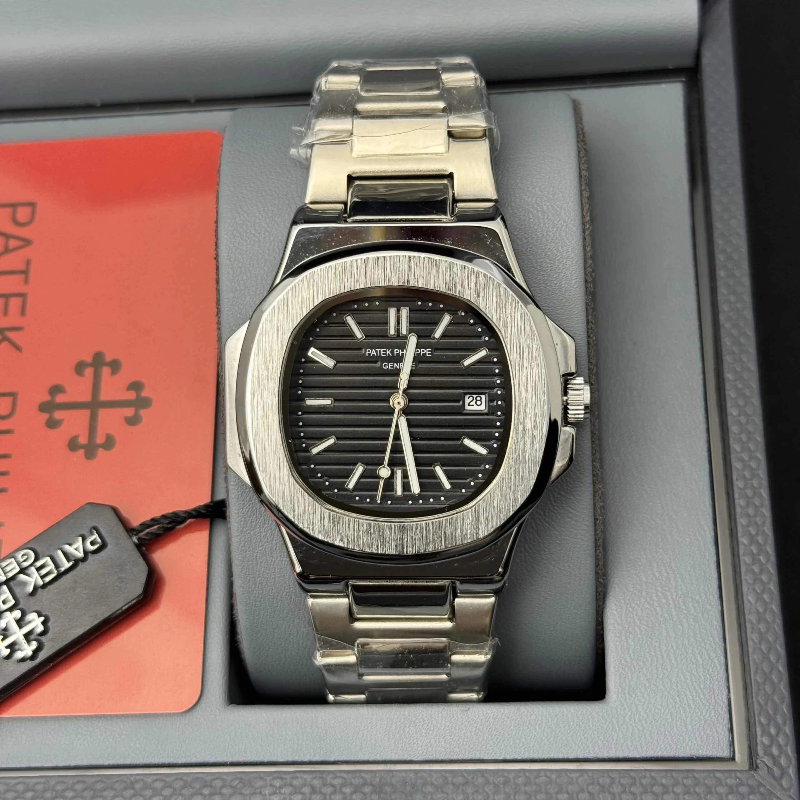 Patek P – Brushed Silver Bazel – Black