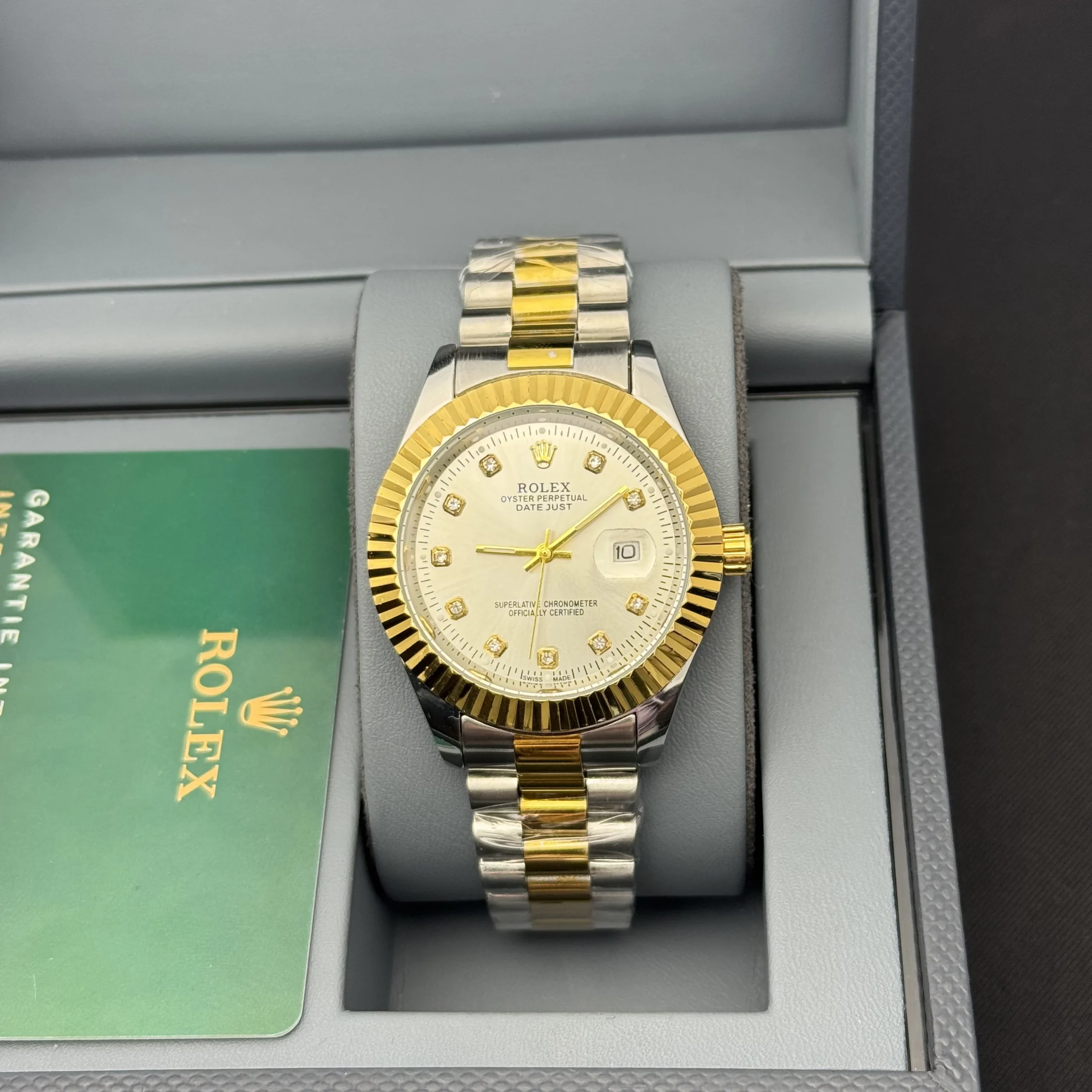 RLX MG – Fluted Bezel Gold – Silver