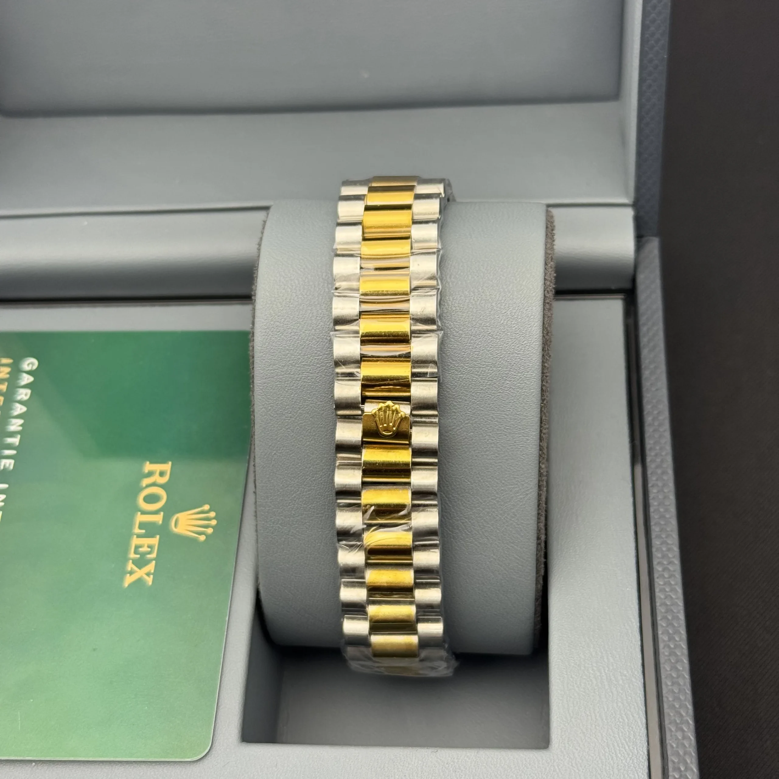 RLX MG - Fluted Bezel Gold - Silver